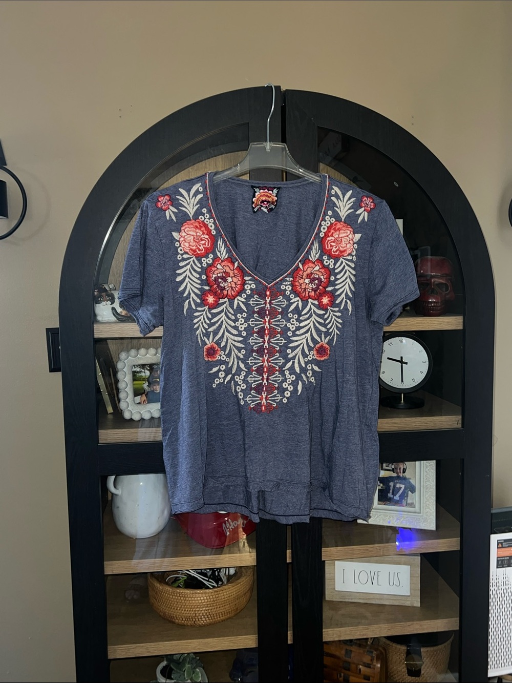 Johnny Was Blue Short Sleeve V-Neck Top with Red/Beige Floral Embroidery XL